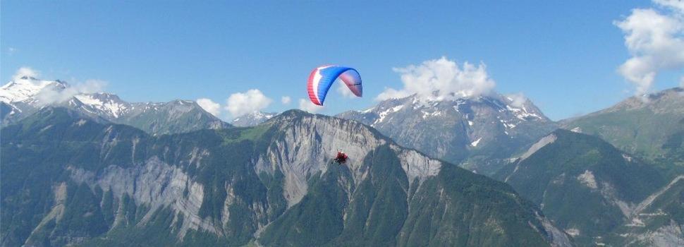 Le Grandcoeur Apartman Le Bourg-dʼOisans Kültér fotó